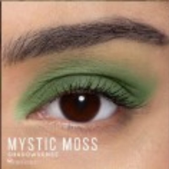 New sealed Clover Collection LipSense and EyeSense by Senegence - Picture 11 of 12